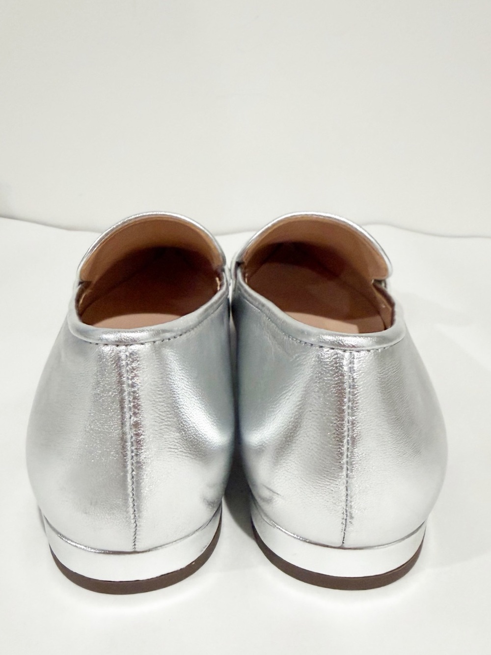 TALBOTS Scarlet Pointed Toe Metallic Leather Loafers NEW Silver Preppy Size 9 - Picture 8 of 12